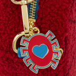 CD044672-14B4-FDEC-342B-800113E7EE4D