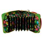 06DDC113-0B79-1978-77B3-0C7132B793C6